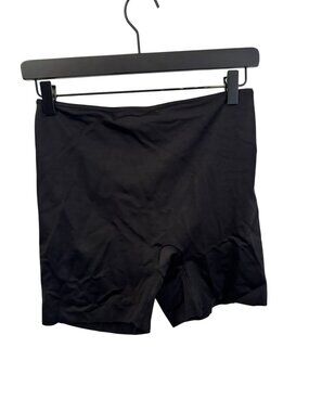 Spanx women's shorts/shape wear black size large